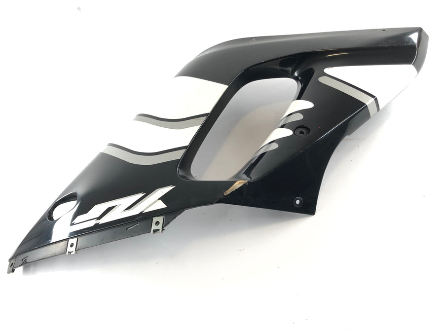 Yamaha YZF R6 RJ03 [2000] - Gornja desna bočna ploča