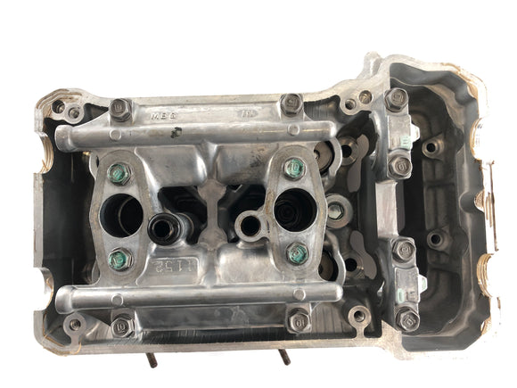 Honda VFR 800 FI RC46 [2000] - Cylinder head