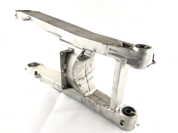 Ducati Paso 750 [1990] - Swinging zadní kotě