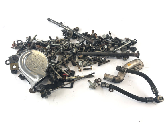 Moto Guzzi Le Mans 1000 VV [1988] - Lot de vis et pièces restantes