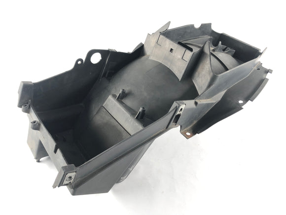 Moto Guzzi Norge 1200 LP [2006] - Underground af den indvendige beklædning af stænkbeskyttelse