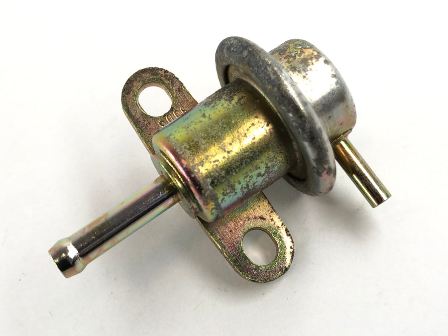 Kan på Spyder SM5 [2009] - Benzindruck Regulator