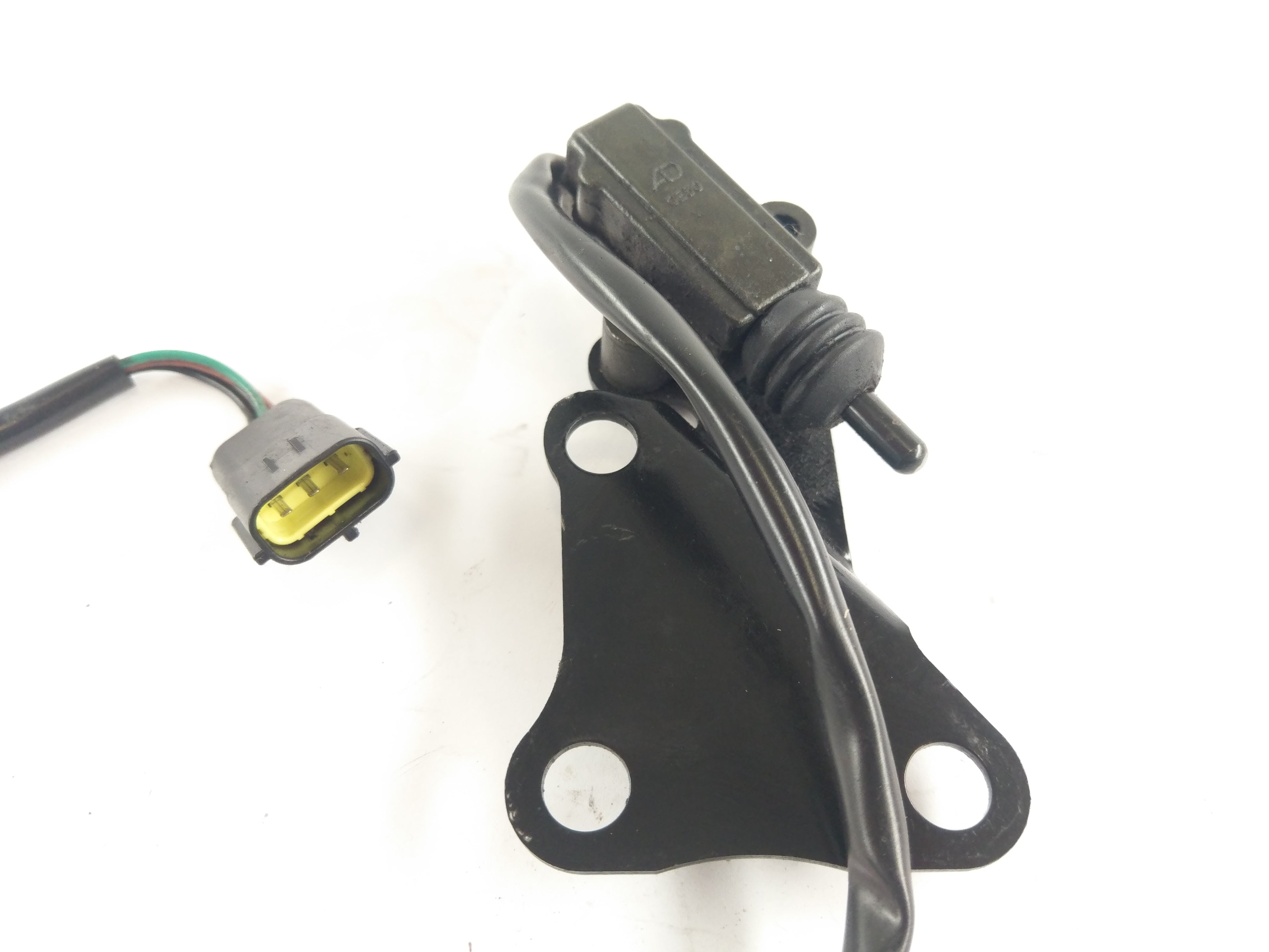 Triumph Daytona 955i T595N [2002] - Side stand switch with bracket switch