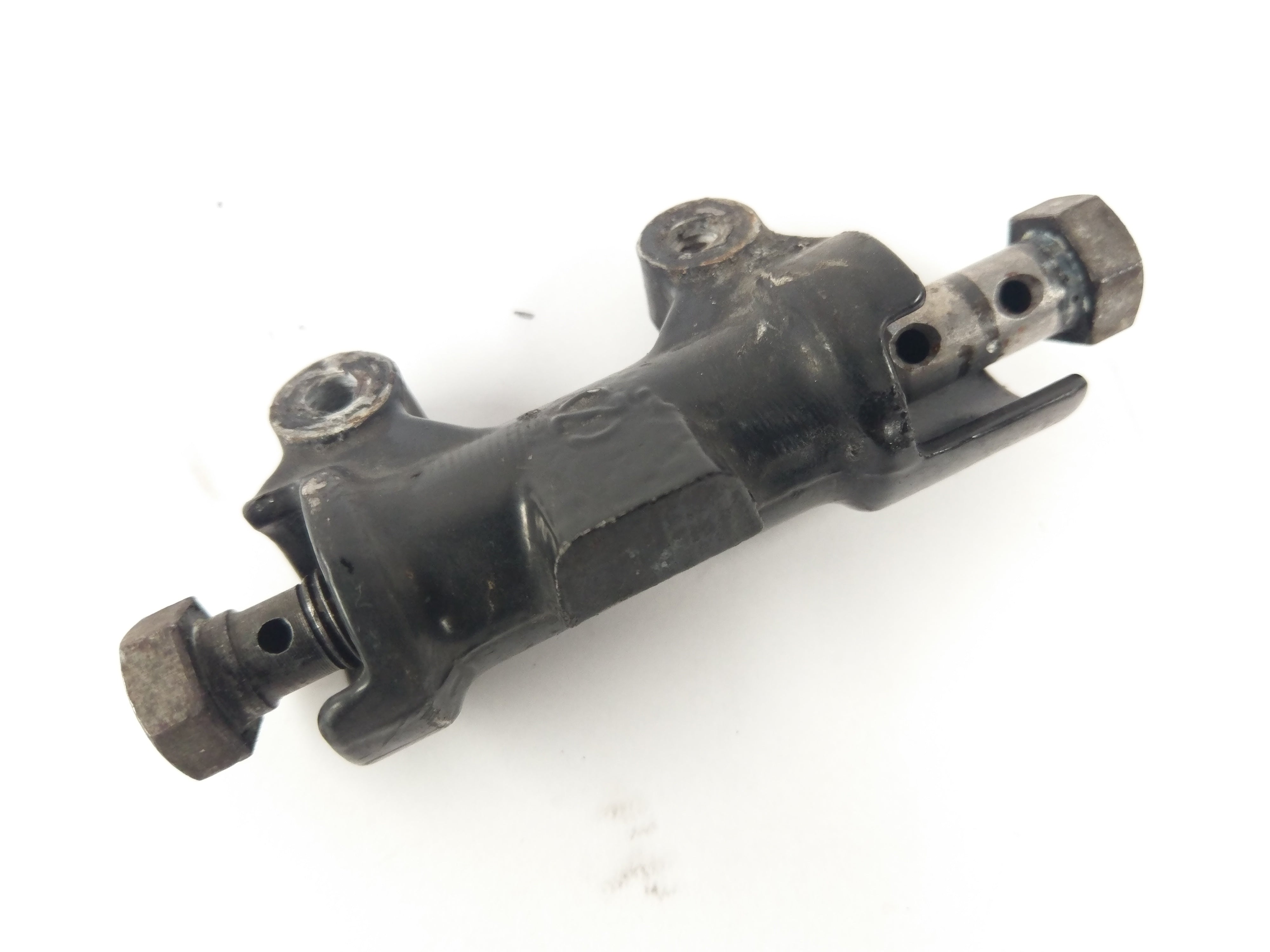 Honda CX 500 E PC06 [1982] - Brake line distributor