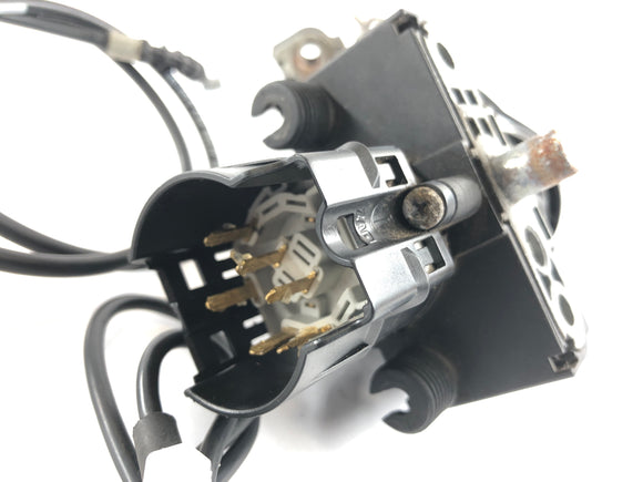 can on the Spyder SM5 [2009]  - ロックシステムとのイグニッションロック