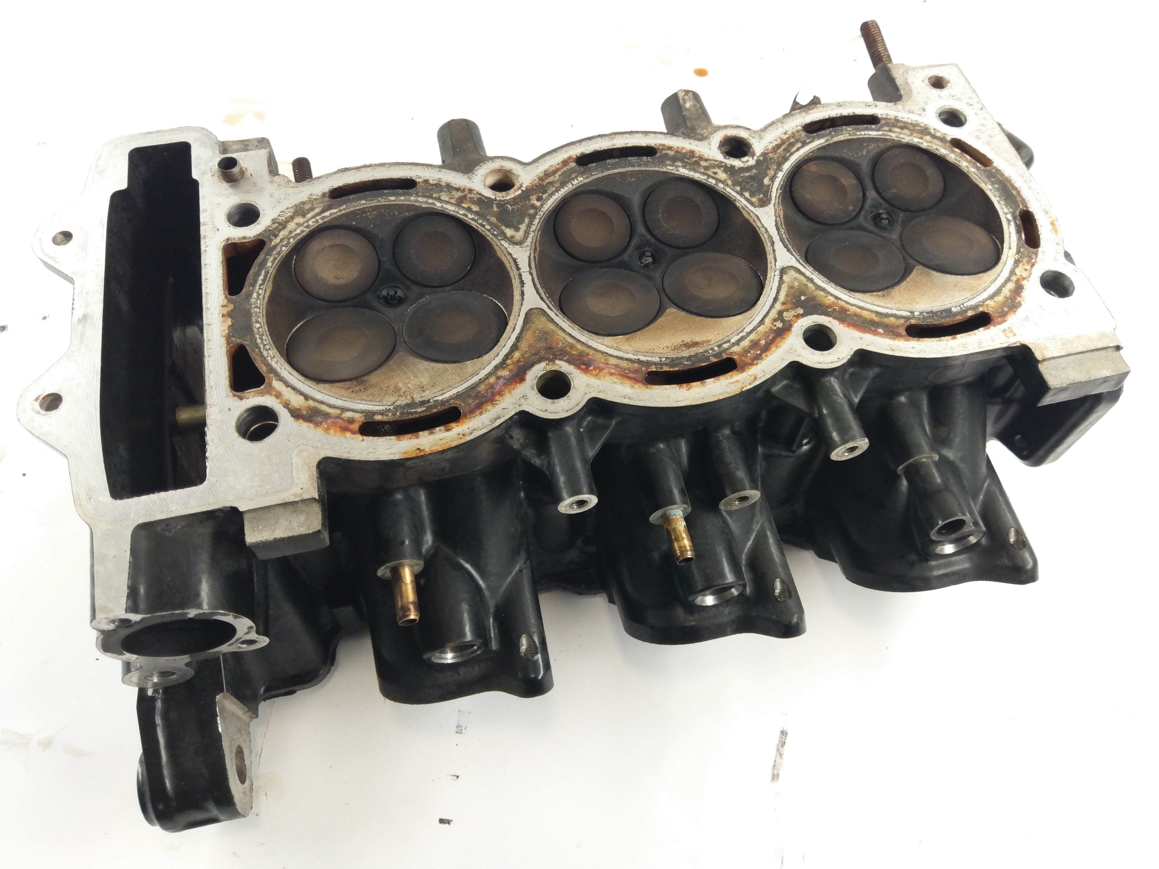 Triumph Speed ​​Triple 955i T595N [2002] - Cylinder head