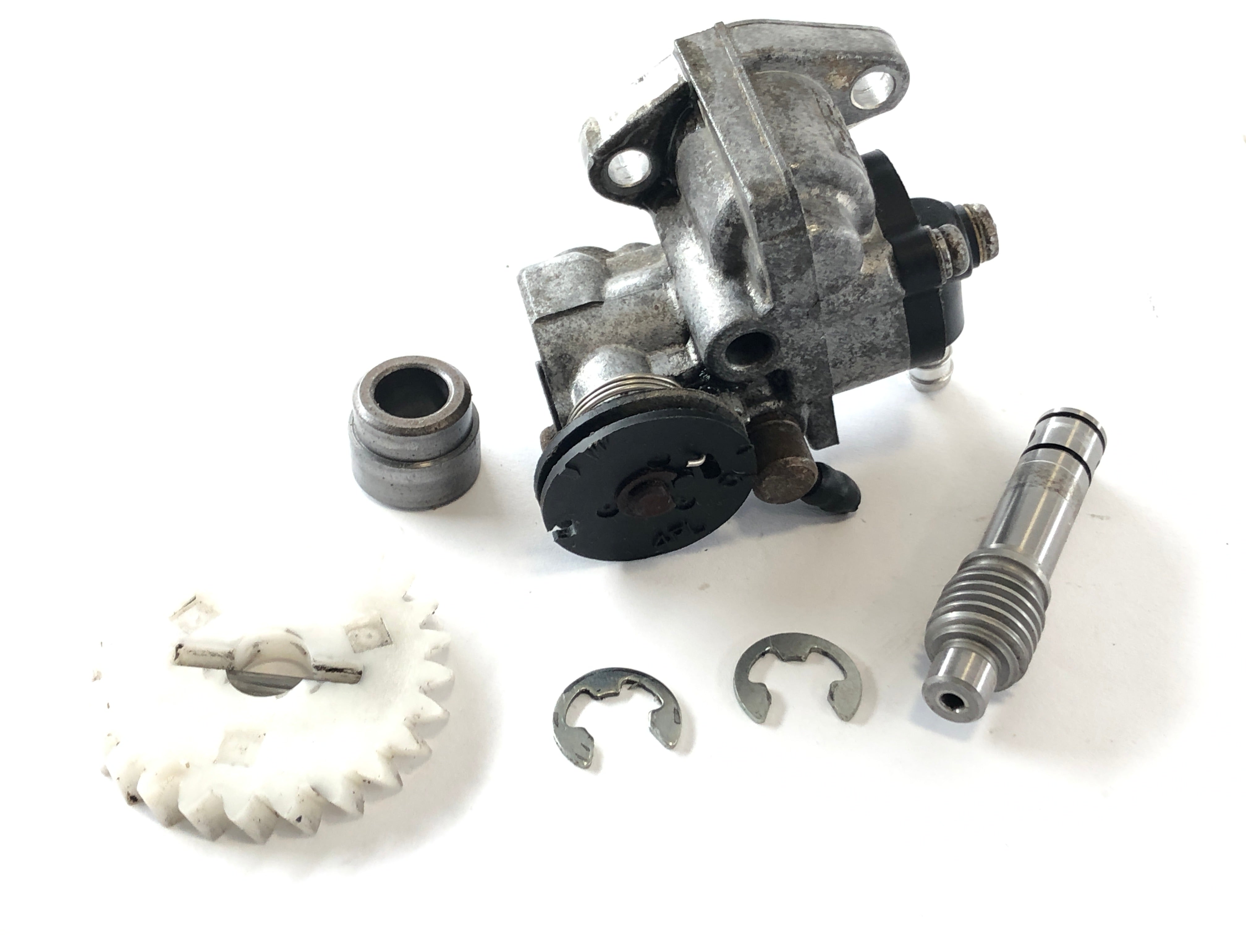 Yamaha TZR 125 4FL [1997] - Oil pump mixture pump