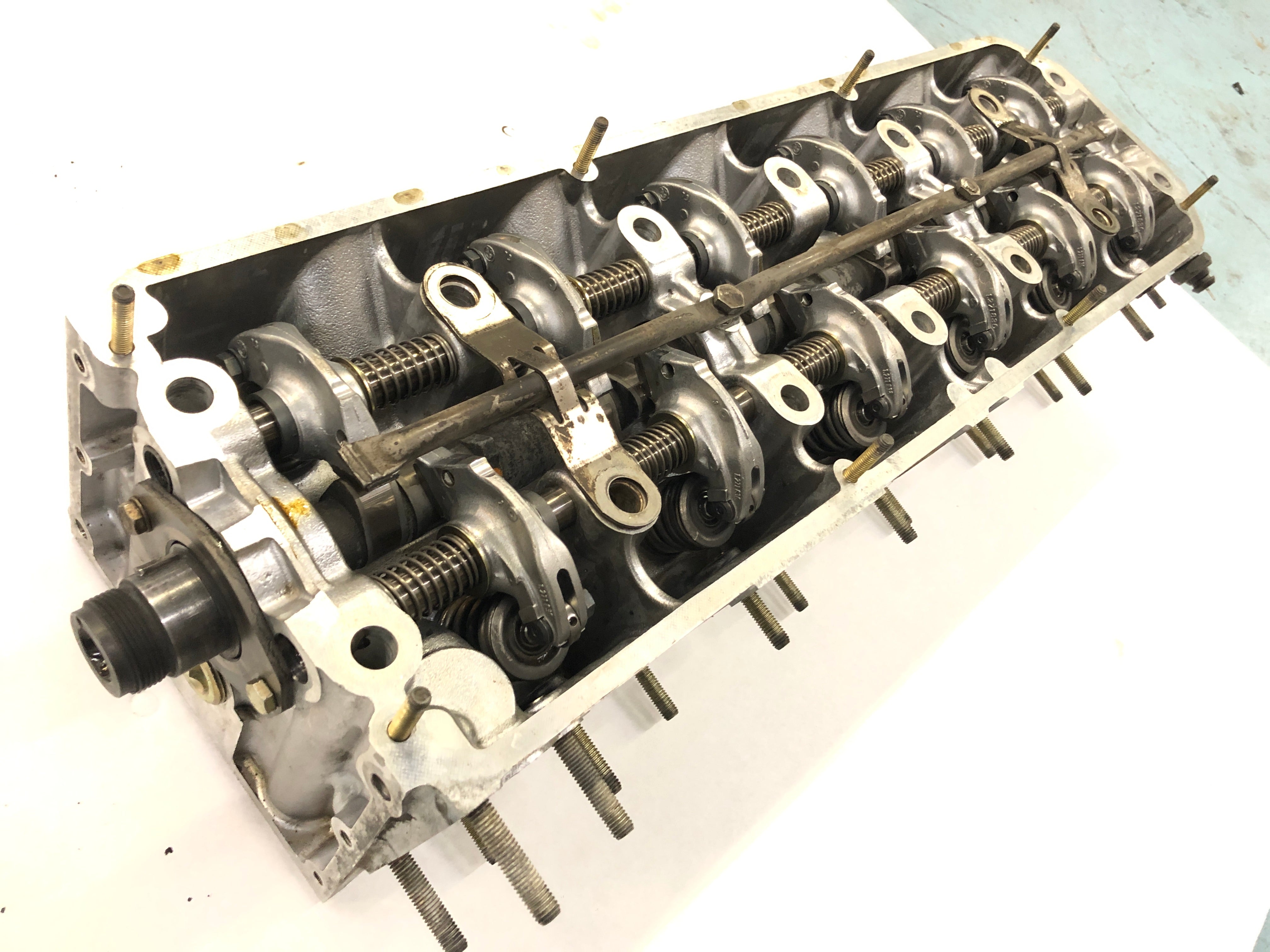 BMW M 535i E28 [1986] - Cylinder head complete - 0