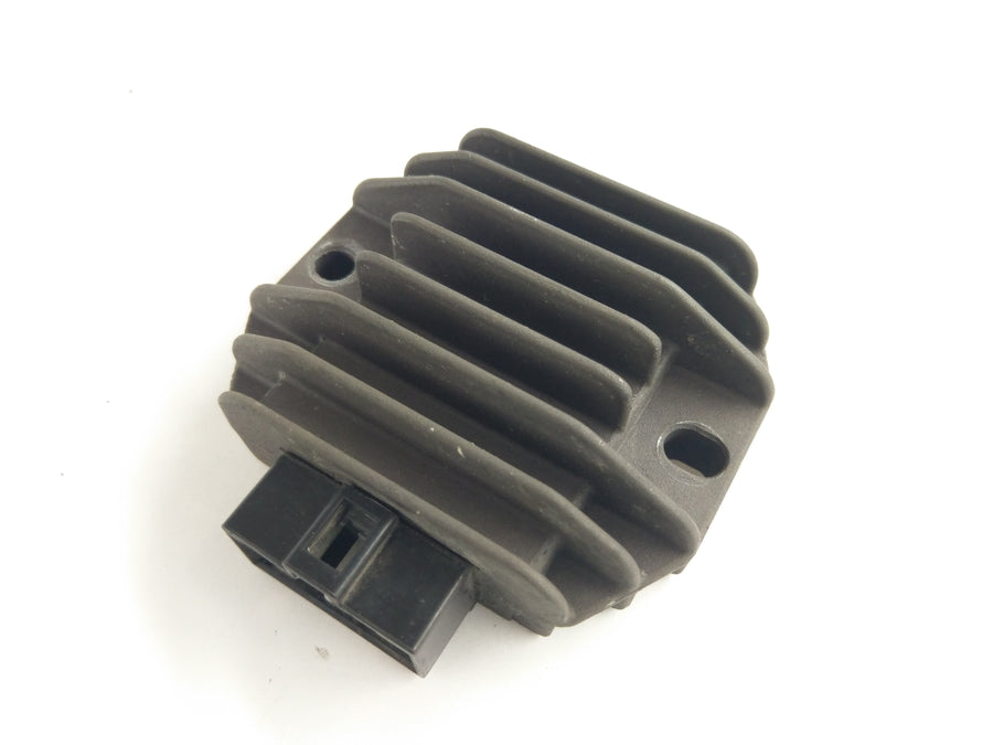 Yamaha YZF 125 RE06 [2011] - Rectifier do controlador
