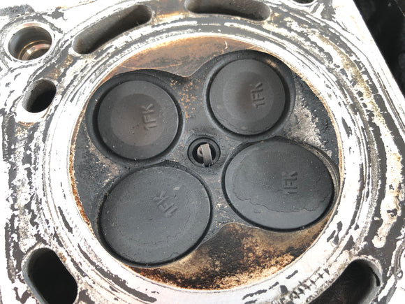 ヤマハv -max 1200 2en [1997]  - 前のシリンダーヘッド