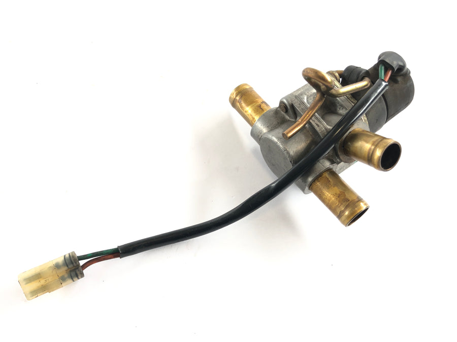 Honda CBR 900 SC50 - sekundārais gaisa ventilis