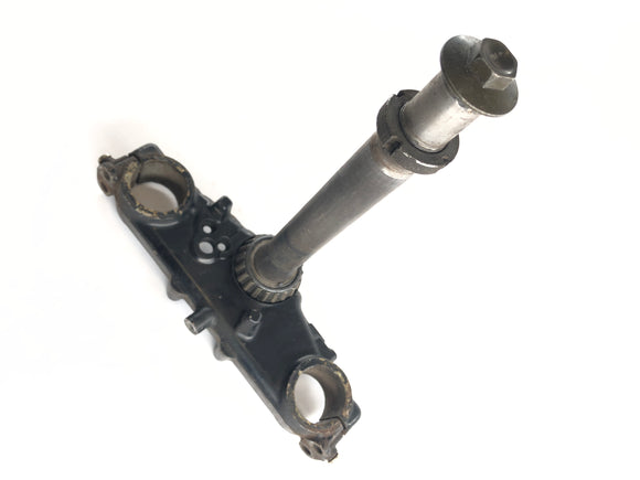 スズキDR 600 SN41A [1986]  - 下のフォークブリッジ