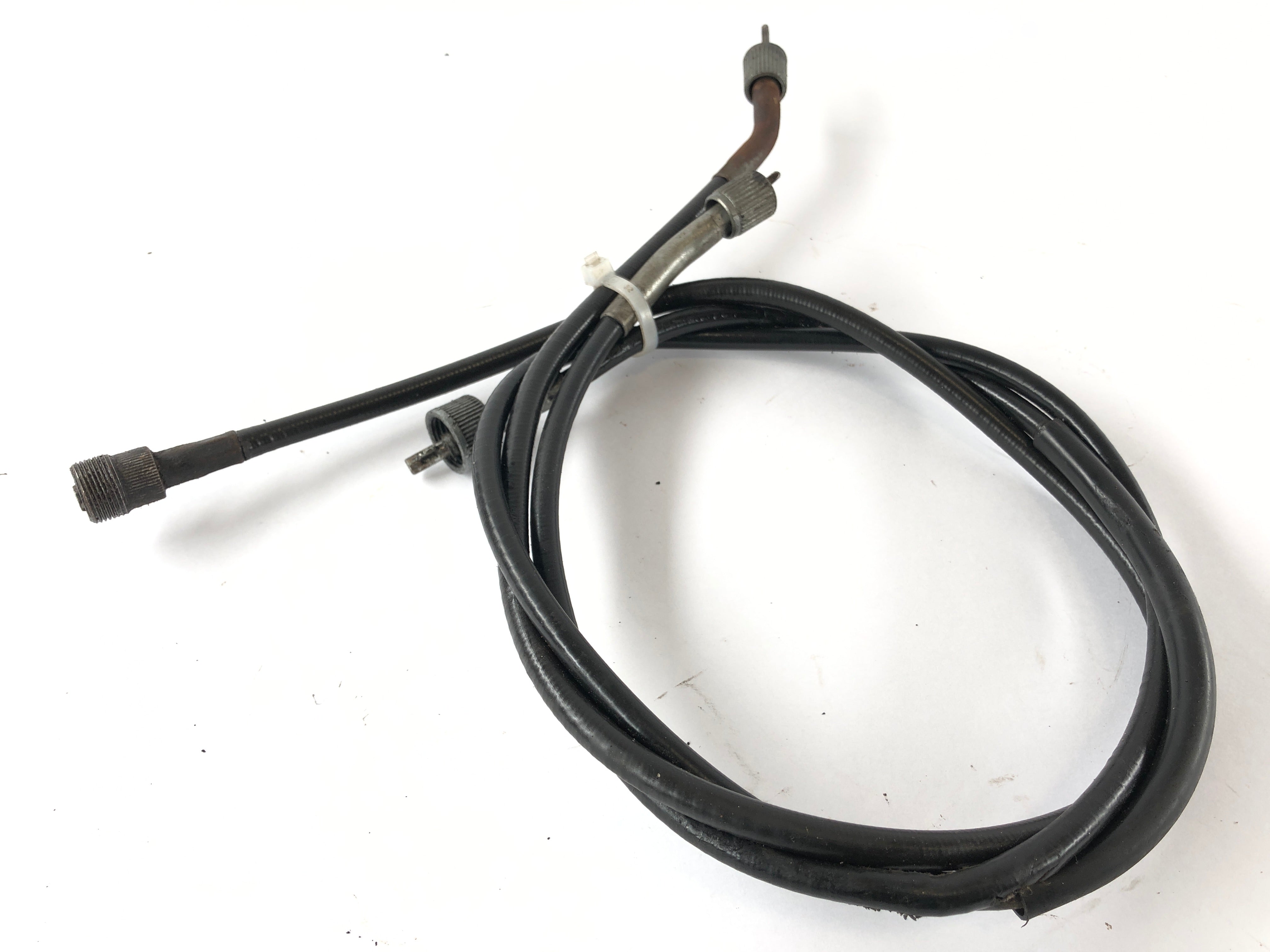 Suzuki GT 250 X7 [1978] - Speedometer cable and tachometer cable