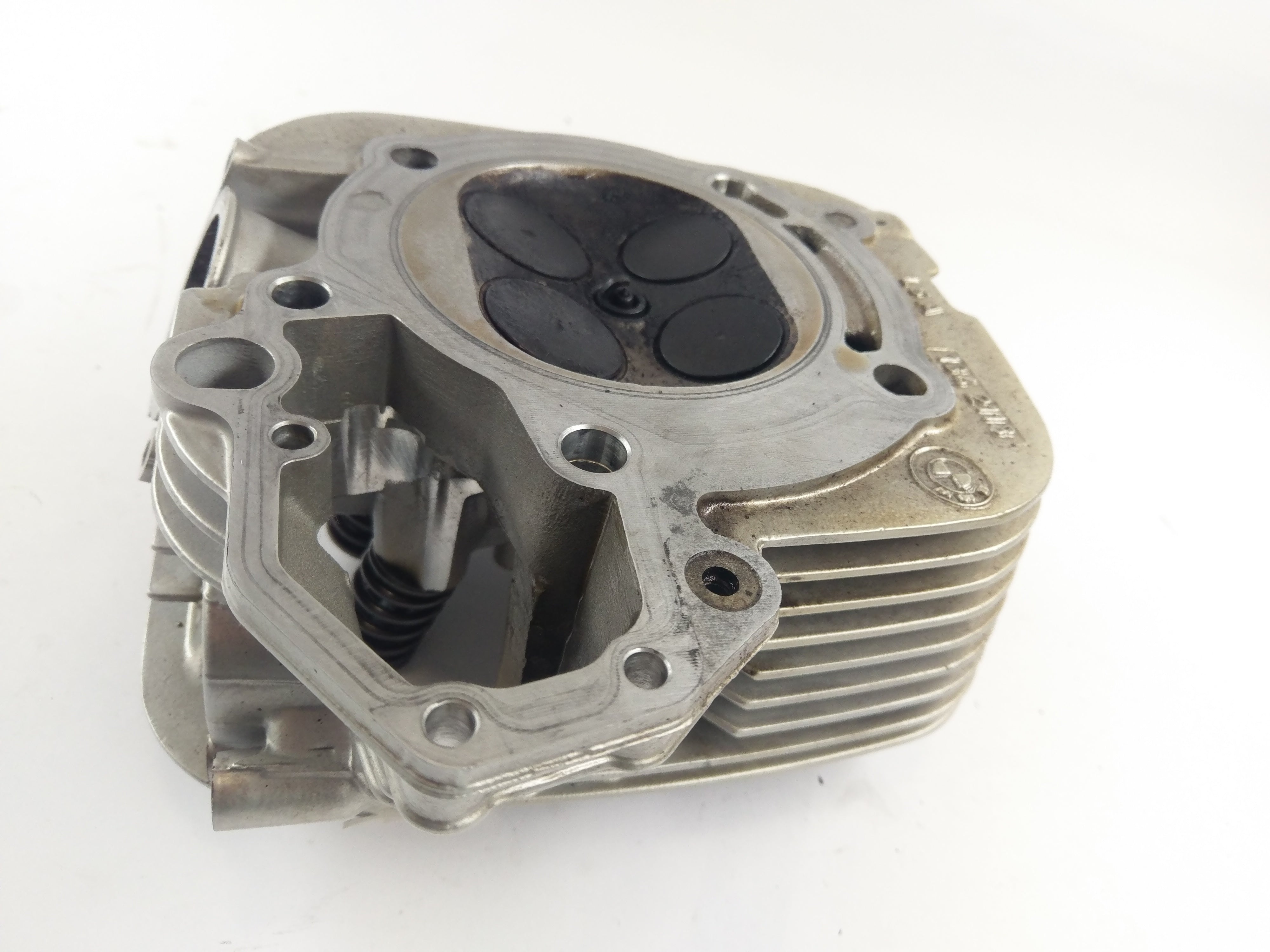 BMW R 1150 R R21 [2001] - Cylinder head