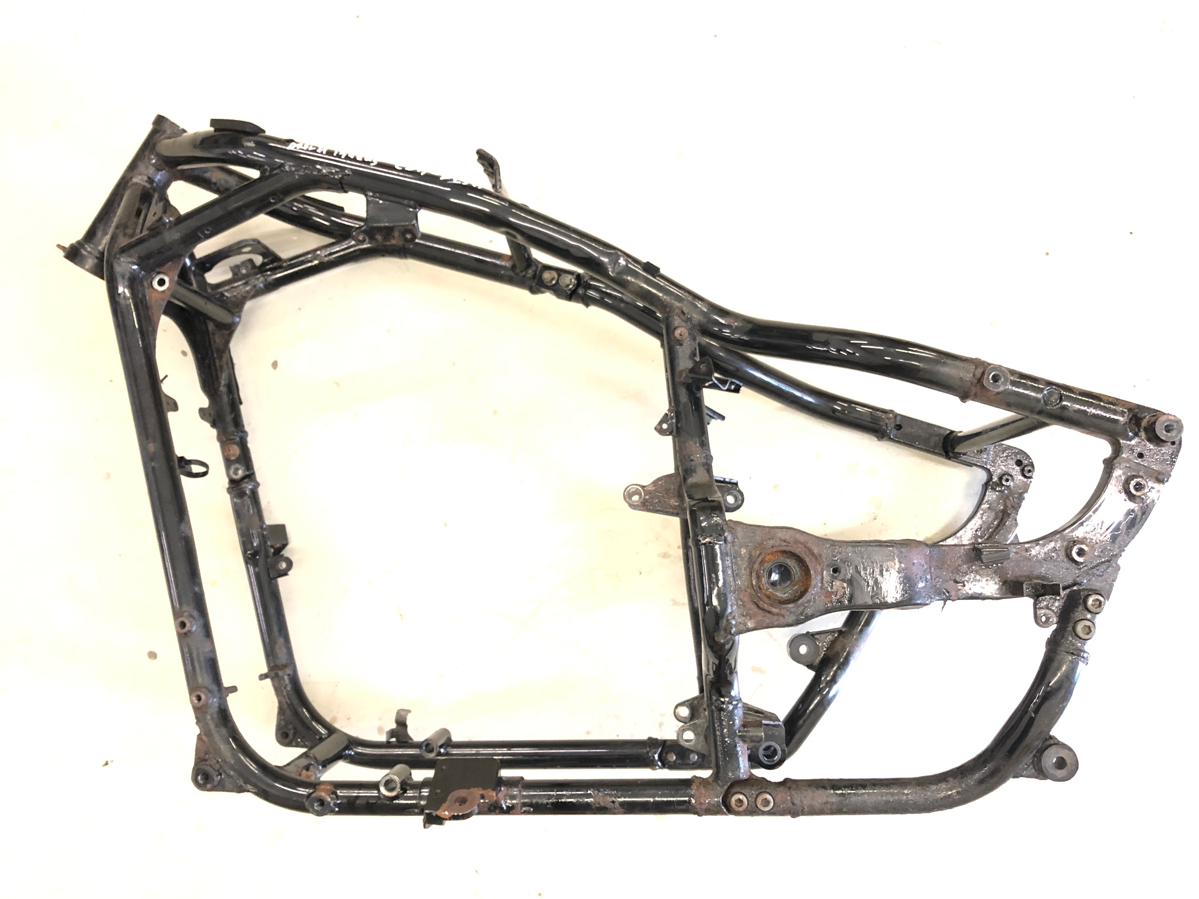 Suzuki Intruder VL 1500 AL [2000] - Frame with papers