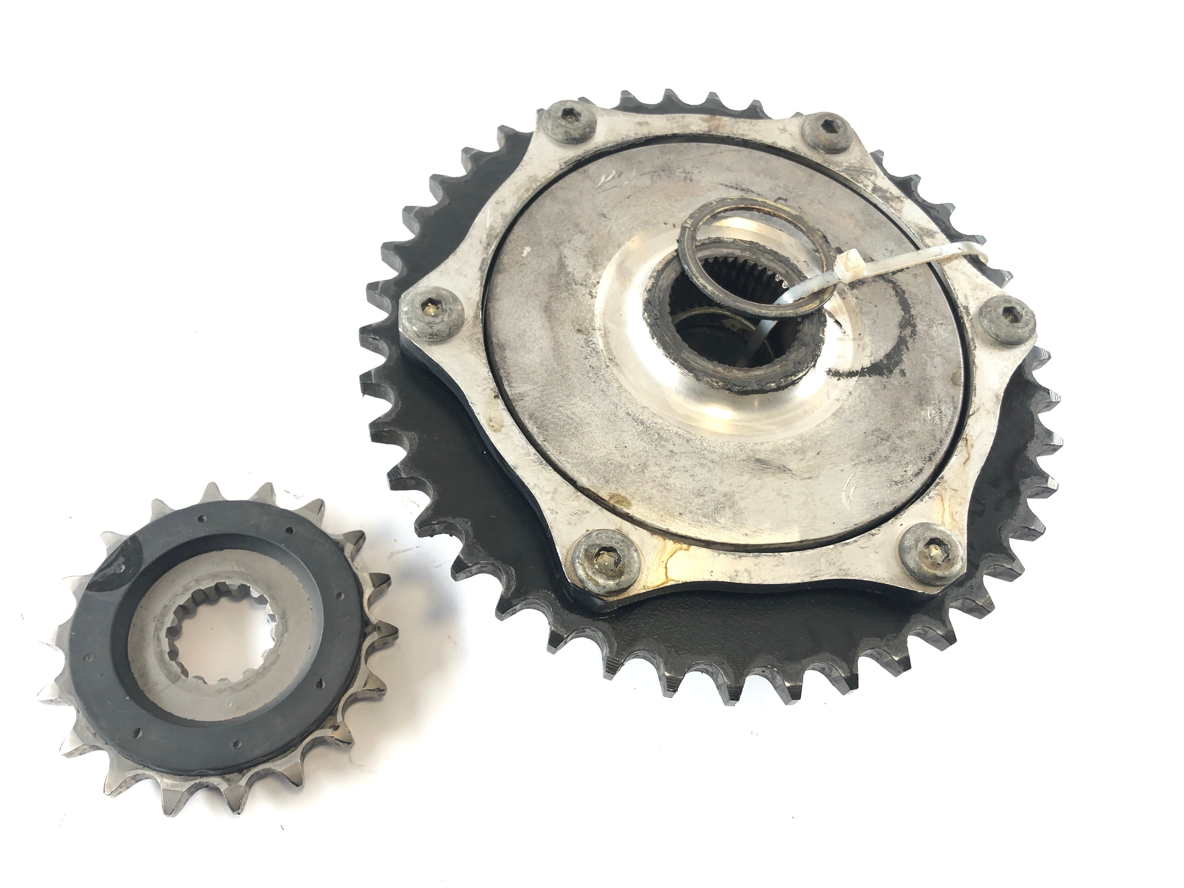 Triumph Speed ​​Triple 1050 515NJ [2006] - Drive pinion with chain wheel and chain wheel holder