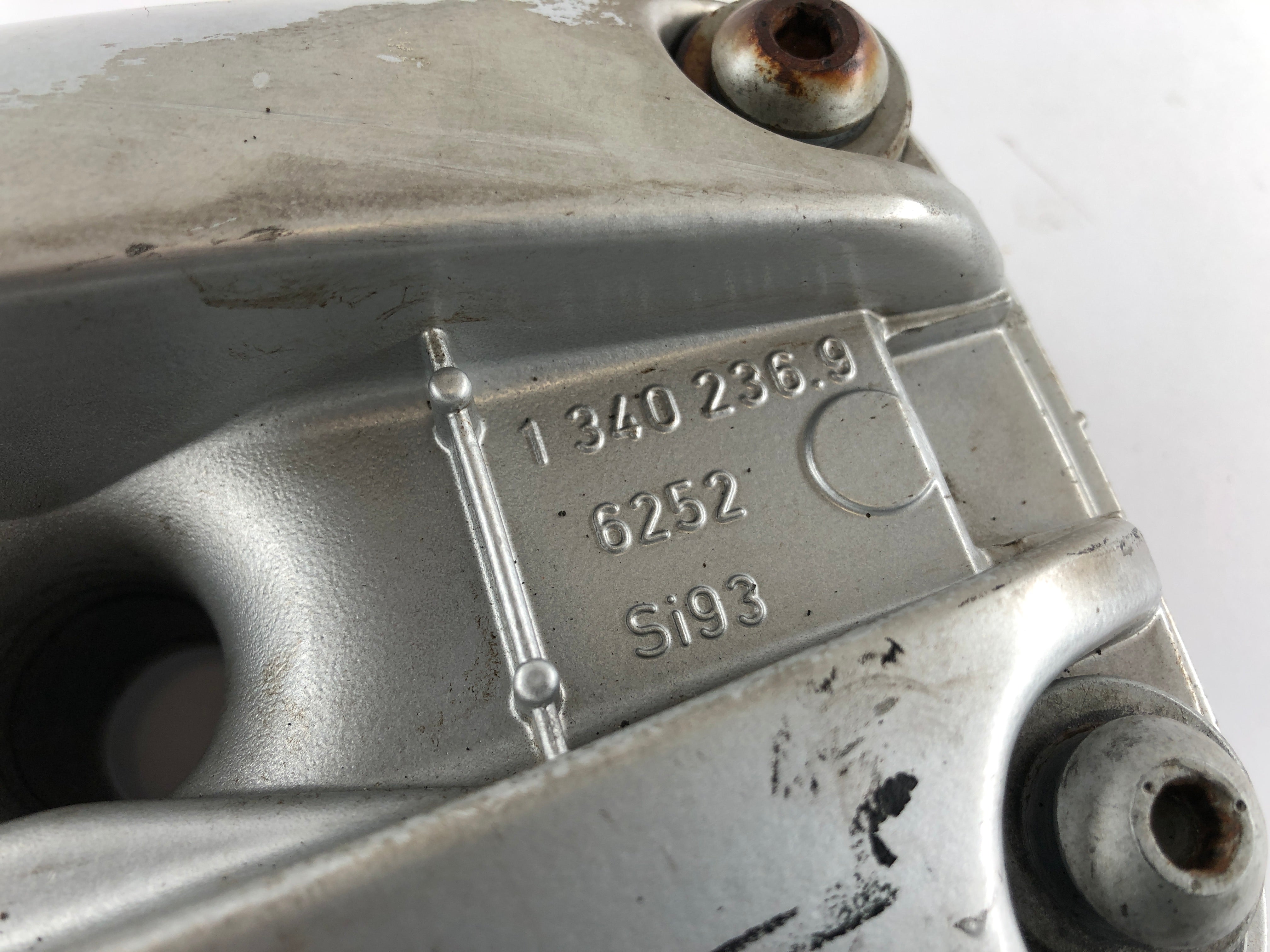 BMW R 1100 GS 259 ​​[1995] - valve cover left