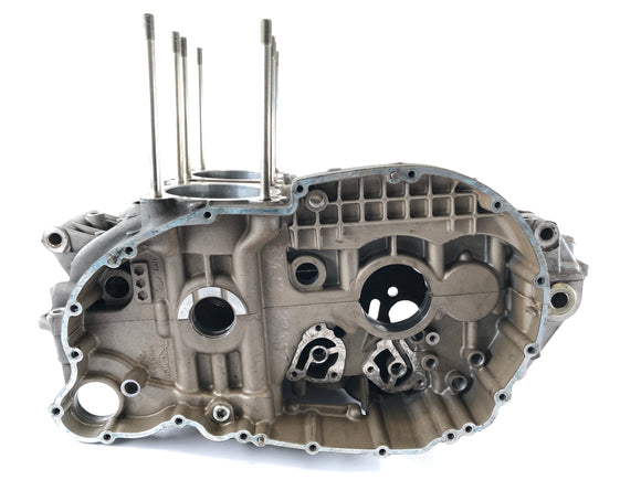 Triumph Thruxton 900 [2004] - Motor Housing prázdné pouzdro