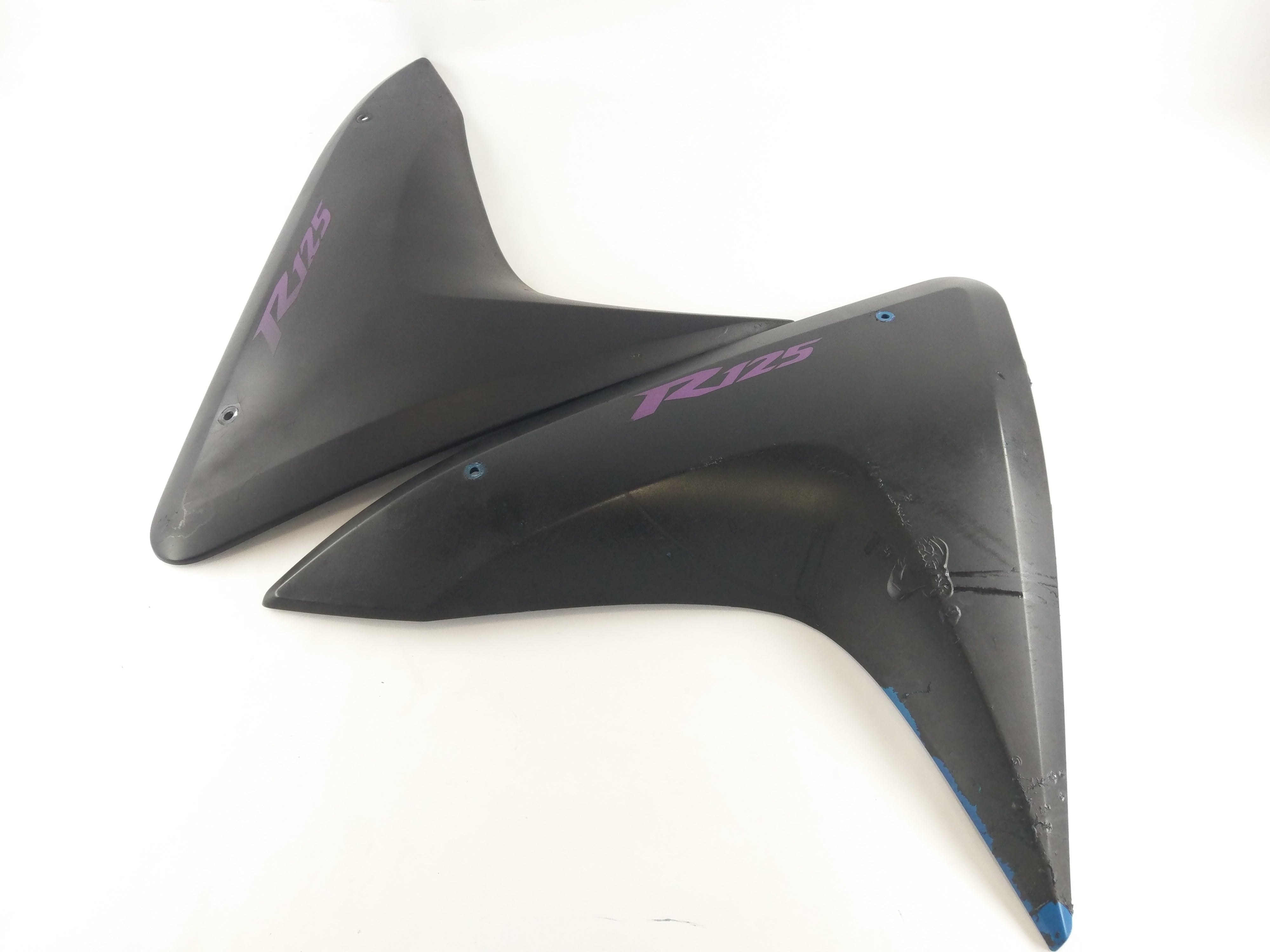 Yamaha YZF 125 RE06 [2011] - Cover Side Deel