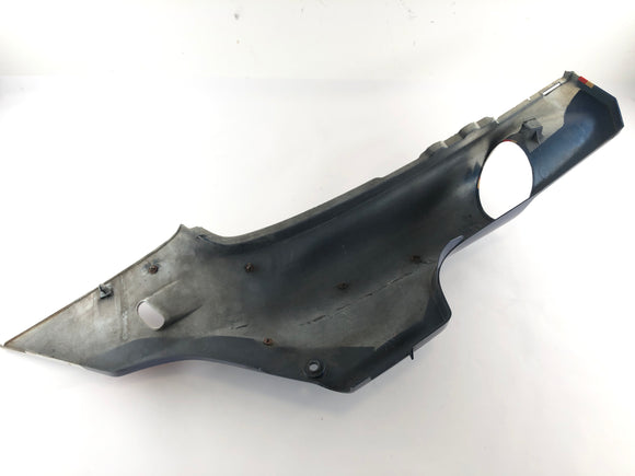 Honda NS 400 R NC19 [1985] - Zadní oplášťový obložení vpravo