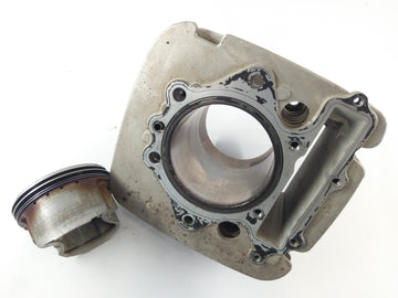 Yamaha TT 600 RE DJ01 [2006] - Cylinder med stempler