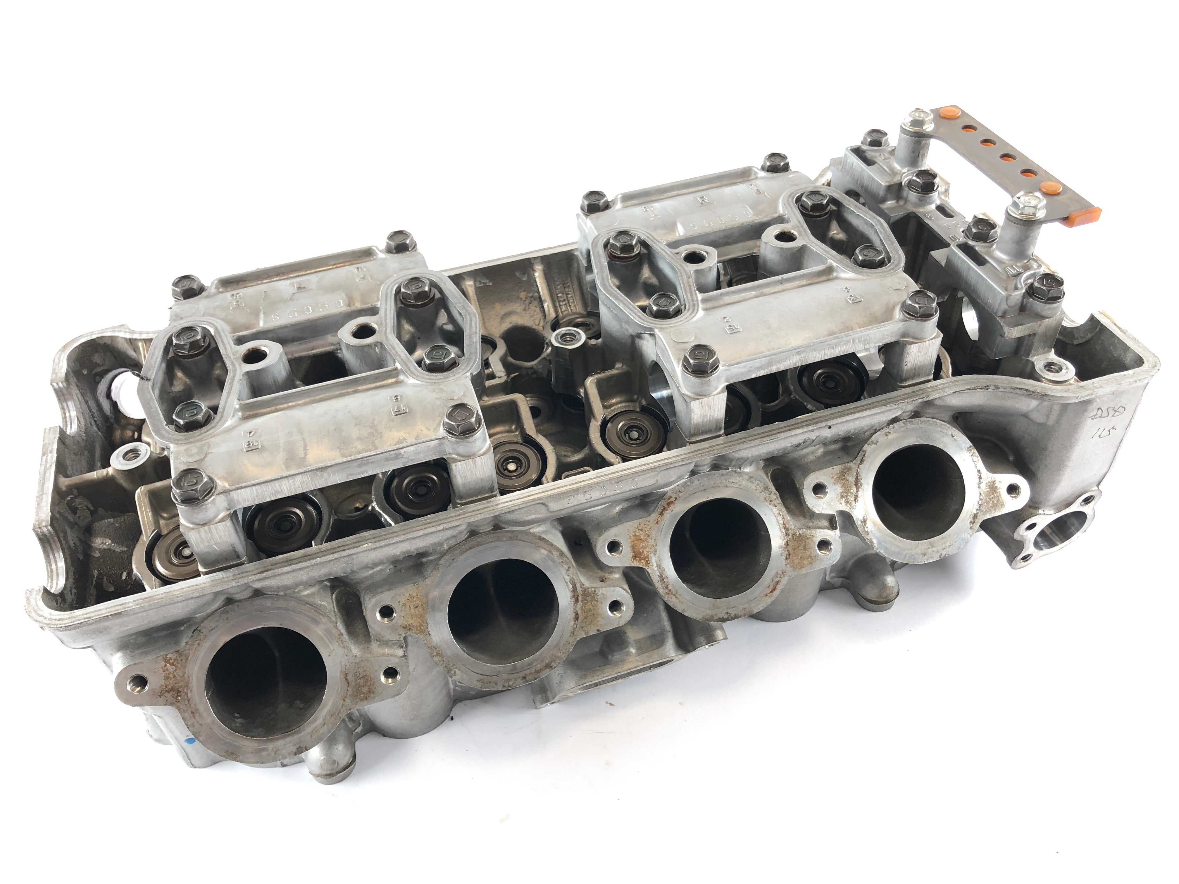 Honda CBR 1000 RR SC57 [2006] - Cylinder head