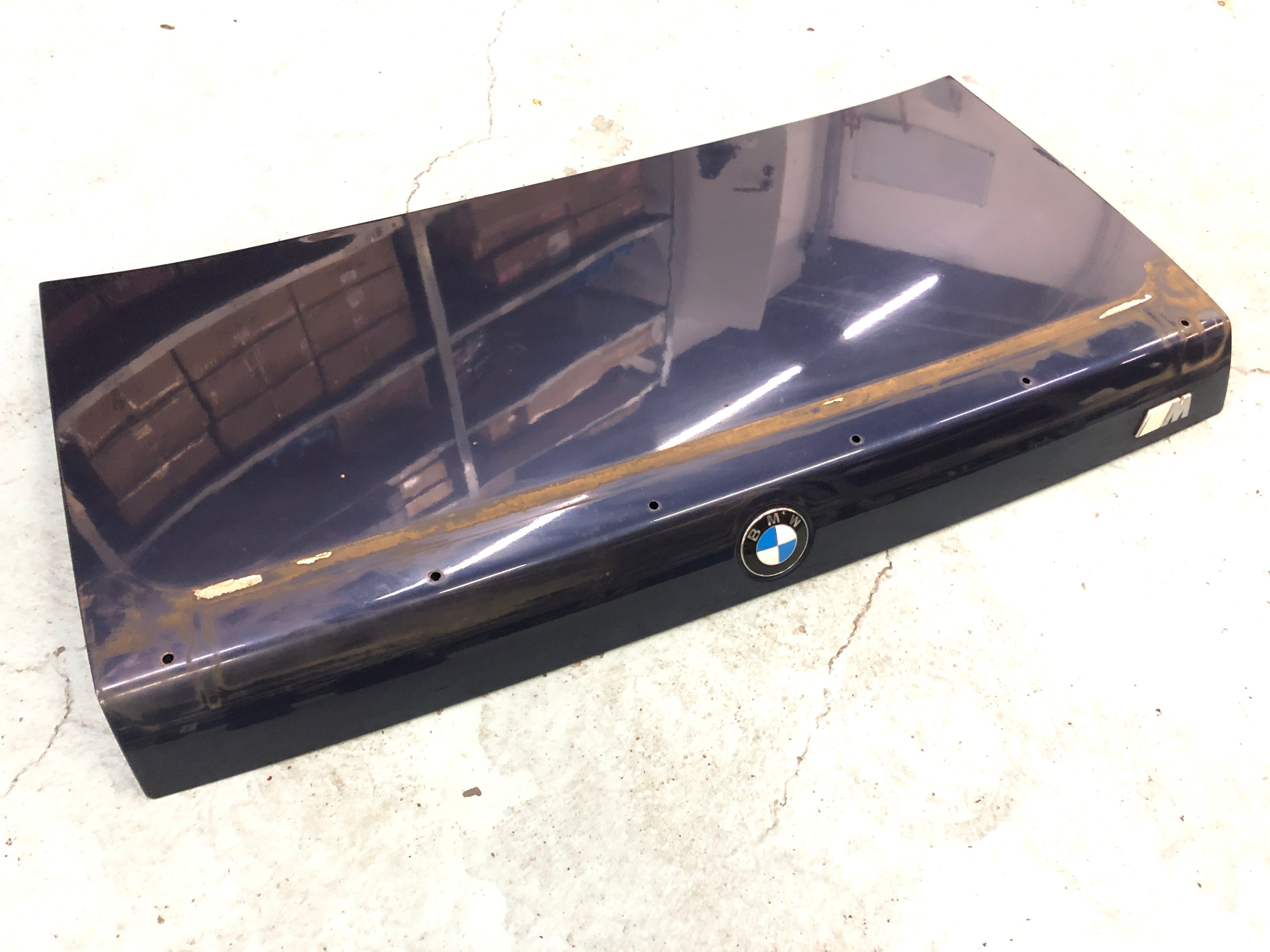 BMW M 535i E28 [1986] - Trunk lid