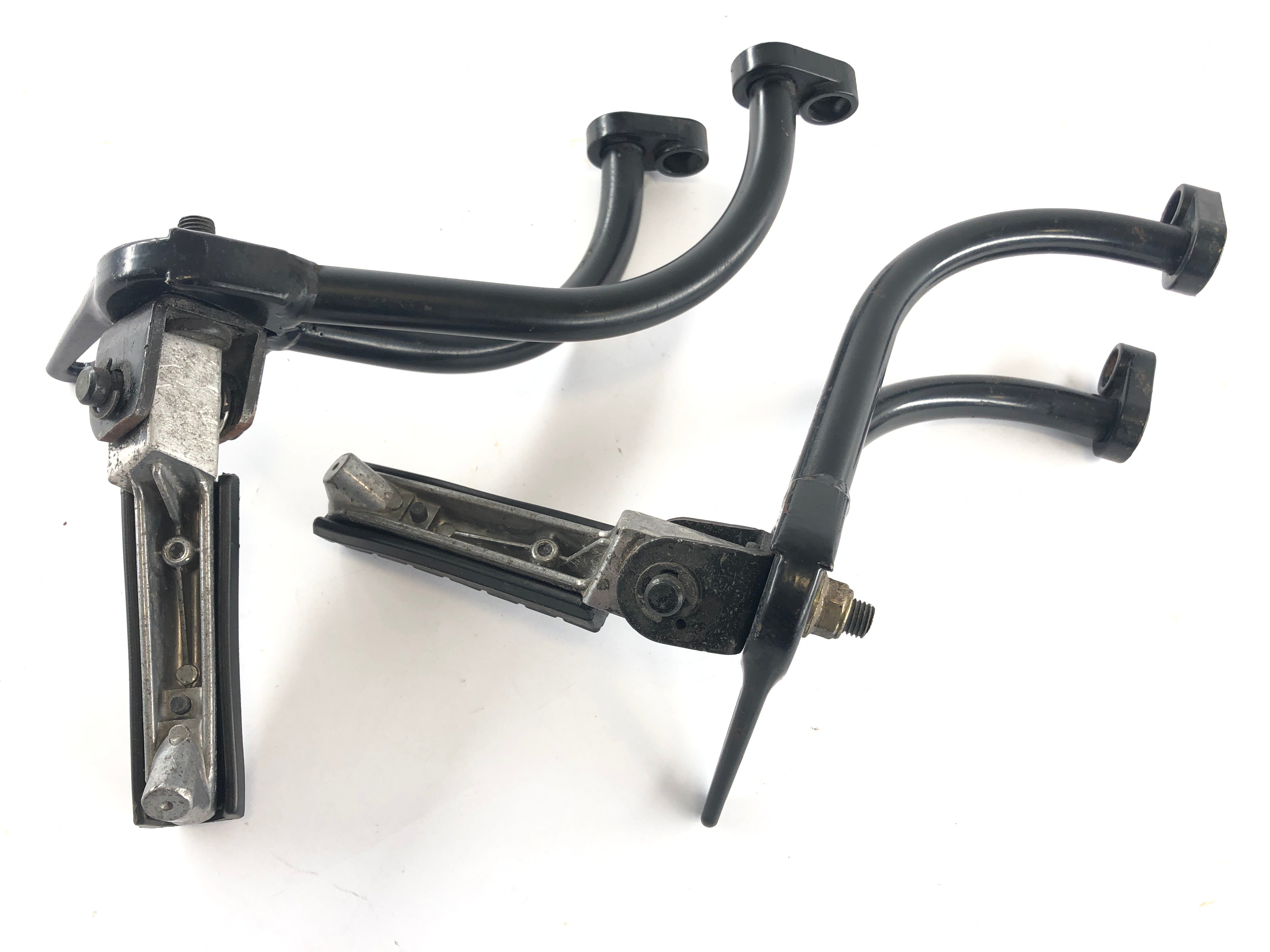 Triumph Tiger 900 T400 [1998] - Passenger footrests left and right with holder