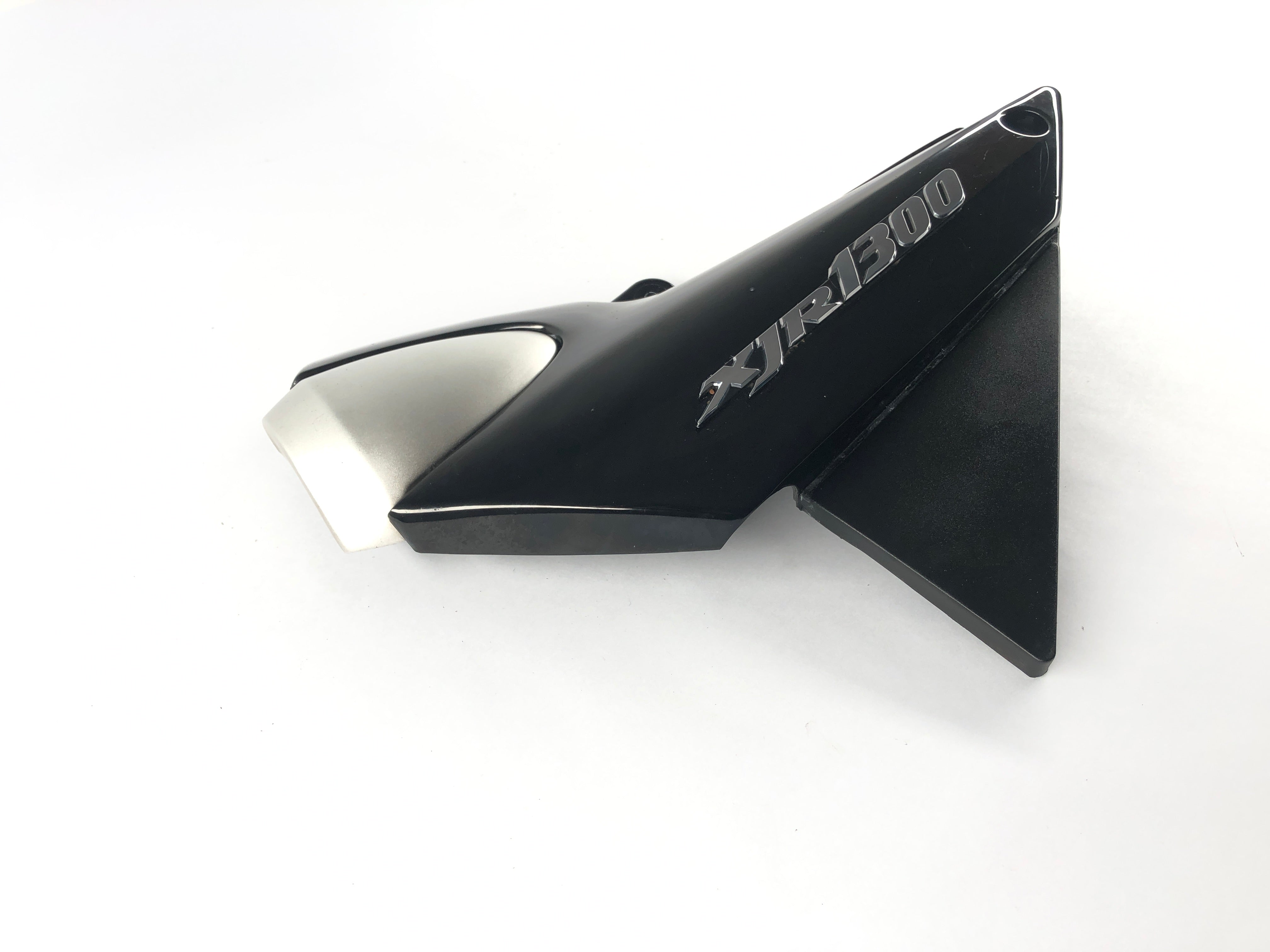 Yamaha XJR 1300 RP02 [2001] - Side Cover Left