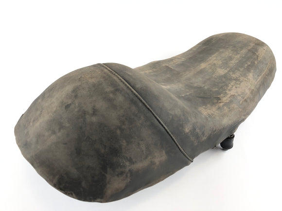 Honda CB 550 F [Super Sport] - скамейка сиденья