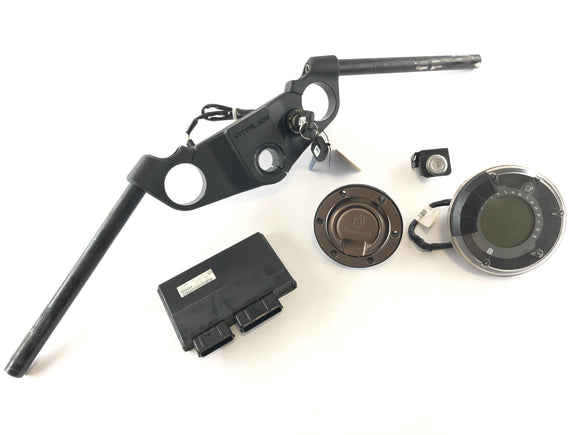 Husqvarna 701 Vitpilen [2018] - Låsesmed med Cockpit Fork Bridge over og CDI